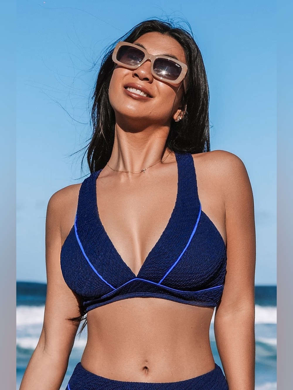 Cupshe Navy Blue Textured V-Neck Bikini Top with Electric Blue Piping